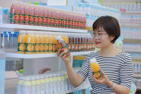 Bác sĩ dinh dưỡng Nguyễn Thị Lâm hướng dẫn chọn và sử dụng nước trái cây đúng cách - Ảnh 5. Bác sĩ dinh dưỡng Nguyễn Thị Lâm hướng dẫn chọn và sử dụng nước trái cây đúng cách - Ảnh 5.