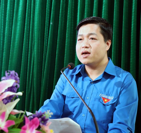 Con trai bí thư tỉnh ủy làm bí thư thành ủy Bắc Ninh: tỉnh nói việc này không vướng quy định nào - Ảnh 2. Con trai bí thư tỉnh ủy làm bí thư thành ủy Bắc Ninh: tỉnh nói việc này không vướng quy định nào - Ảnh 2.