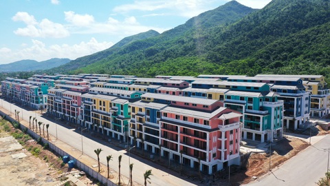 Khám phá Thành phố giải trí sôi động nằm bên vịnh Bái Tử Long - Ảnh 3. Khám phá Thành phố giải trí sôi động nằm bên vịnh Bái Tử Long - Ảnh 3.