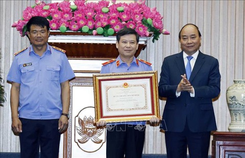 Thủ tướng: Ngành kiểm sát cần nâng cao trách nhiệm trong đấu tranh phòng chống tham nhũng - Ảnh 1. Thủ tướng: Ngành kiểm sát cần nâng cao trách nhiệm trong đấu tranh phòng chống tham nhũng - Ảnh 1.