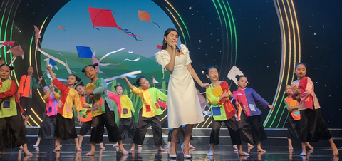 Những nỗi nhớ dịu dàng trong Giai điệu tự hào và Miền ký ức - Ảnh 3. Những nỗi nhớ dịu dàng trong Giai điệu tự hào và Miền ký ức - Ảnh 3.