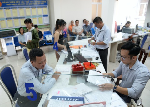 Cấp bản sao giấy khai sinh có phù hợp với Luật hộ tịch? - Ảnh 1. Cấp bản sao giấy khai sinh có phù hợp với Luật hộ tịch? - Ảnh 1.