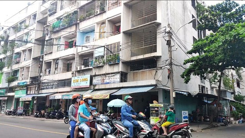 Hai người nhà bệnh nhân 420 ở TP.HCM âm tính với COVID-19 - Ảnh 1. Hai người nhà bệnh nhân 420 ở TP.HCM âm tính với COVID-19 - Ảnh 1.