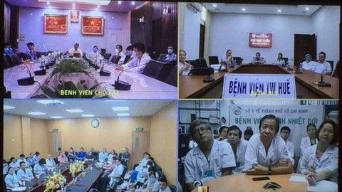 Đài BBC phỏng vấn phi công Anh: Tất cả bác sĩ giỏi nhất VN vào cuộc cứu anh ấy - Ảnh 5. Đài BBC phỏng vấn phi công Anh: Tất cả bác sĩ giỏi nhất VN vào cuộc cứu anh ấy - Ảnh 5.