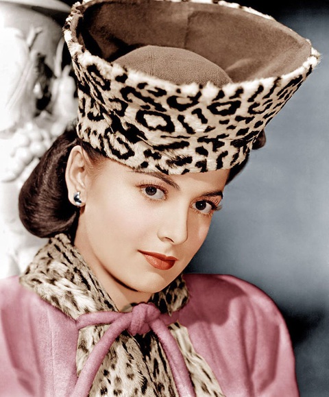 Sắc đẹp dịu dàng của minh tinh Cuốn theo chiều gió, tình địch của Scarlett OHara - Ảnh 7. Sắc đẹp dịu dàng của minh tinh Cuốn theo chiều gió, tình địch của Scarlett OHara - Ảnh 7.