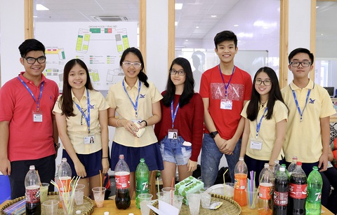 Những trái tim tử tế của cô bé hạt tiêu Hồng Nghi - Ảnh 1. Những trái tim tử tế của cô bé hạt tiêu Hồng Nghi - Ảnh 1.