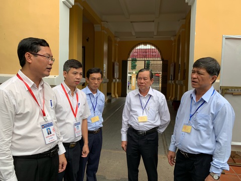 Không điều động cán bộ, giảng viên Đà Nẵng đi địa phương - Ảnh 1. Không điều động cán bộ, giảng viên Đà Nẵng đi địa phương - Ảnh 1.