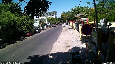 Ngồi nhà vẫn có thể xem trực tiếp đường bị phong tỏa ở Đà Nẵng bằng cách nào? - Ảnh 1. Ngồi nhà vẫn có thể xem trực tiếp đường bị phong tỏa ở Đà Nẵng bằng cách nào? - Ảnh 1.