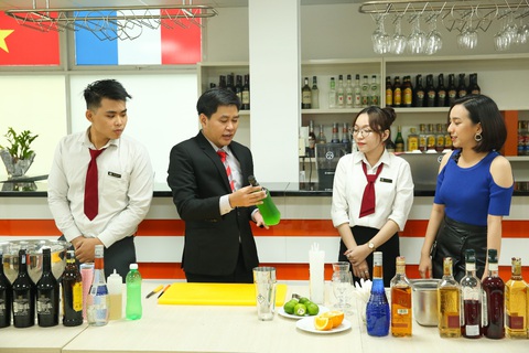 HUTECH xét học bạ đến 15-8: Cơ hội chắc suất trước kỳ thi - Ảnh 2. HUTECH xét học bạ đến 15-8: Cơ hội chắc suất trước kỳ thi - Ảnh 2.