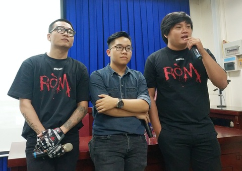 Đạo diễn Ròm đau nửa đầu ngay sau khi phim hoãn chiếu - Ảnh 2. Đạo diễn Ròm đau nửa đầu ngay sau khi phim hoãn chiếu - Ảnh 2.
