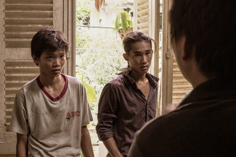 Đạo diễn Ròm đau nửa đầu ngay sau khi phim hoãn chiếu - Ảnh 3. Đạo diễn Ròm đau nửa đầu ngay sau khi phim hoãn chiếu - Ảnh 3.
