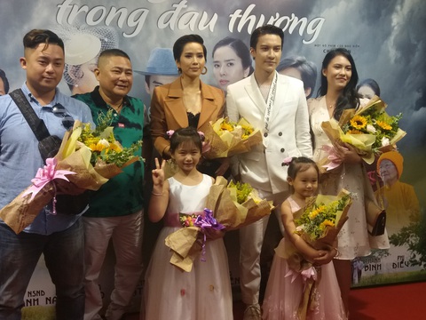 Yêu trong đau thương: Bella Mai trăn trở giữa yêu và hận - Ảnh 3. Yêu trong đau thương: Bella Mai trăn trở giữa yêu và hận - Ảnh 3.