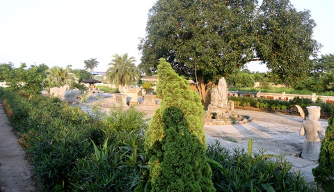 Mê mẩn tầng tầng lớp lớp di sản ven sông Hồng - Ảnh 4. Mê mẩn tầng tầng lớp lớp di sản ven sông Hồng - Ảnh 4.