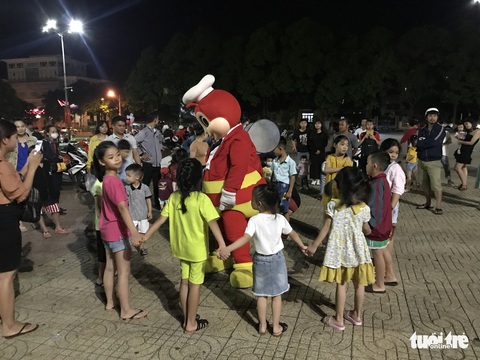 Đắk Lắk hạn chế tụ tập đông người kể từ 0h ngày 30-7 - Ảnh 1. Đắk Lắk hạn chế tụ tập đông người kể từ 0h ngày 30-7 - Ảnh 1.