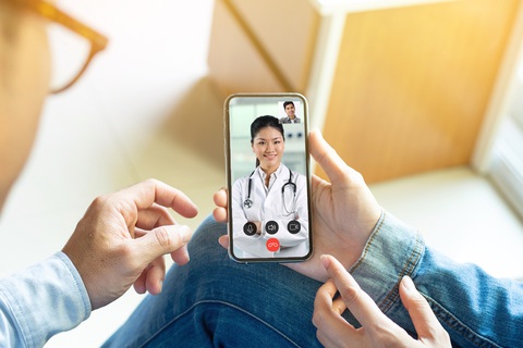 Gọi bác sĩ trực tuyến miễn phí kiểm tra sức khỏe mùa dịch - Ảnh 1. Gọi bác sĩ trực tuyến miễn phí kiểm tra sức khỏe mùa dịch - Ảnh 1.