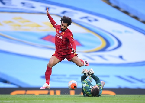 Chùm ảnh: Man City chào tân vương Liverpool, tặng luôn trận thua muối mặt - Ảnh 11. Chùm ảnh: Man City chào tân vương Liverpool, tặng luôn trận thua muối mặt - Ảnh 11.