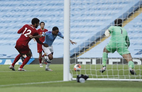 Chùm ảnh: Man City chào tân vương Liverpool, tặng luôn trận thua muối mặt - Ảnh 5. Chùm ảnh: Man City chào tân vương Liverpool, tặng luôn trận thua muối mặt - Ảnh 5.