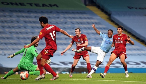 Chùm ảnh: Man City chào tân vương Liverpool, tặng luôn trận thua muối mặt - Ảnh 12. Chùm ảnh: Man City chào tân vương Liverpool, tặng luôn trận thua muối mặt - Ảnh 12.