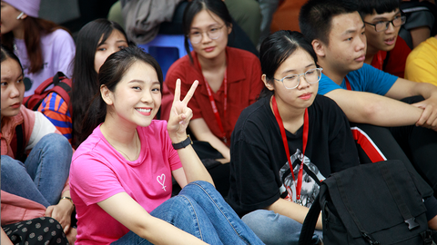 ĐH Văn Lang lên sóng Khám phá trường học lúc 19h tối nay - Ảnh 1. ĐH Văn Lang lên sóng Khám phá trường học lúc 19h tối nay - Ảnh 1.