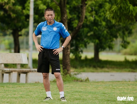 Quang Hải rách cơ háng, Hà Nội FC khủng hoảng lực lượng nghiêm trọng - Ảnh 1. Quang Hải rách cơ háng, Hà Nội FC khủng hoảng lực lượng nghiêm trọng - Ảnh 1.