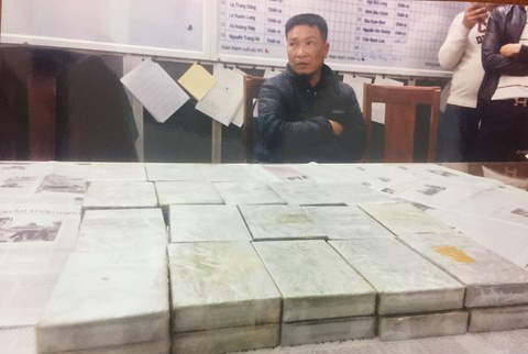 Đại gia đình mua bán 80 bánh heroin: 2 người tử hình, 3 người chung thân - Ảnh 1. Đại gia đình mua bán 80 bánh heroin: 2 người tử hình, 3 người chung thân - Ảnh 1.
