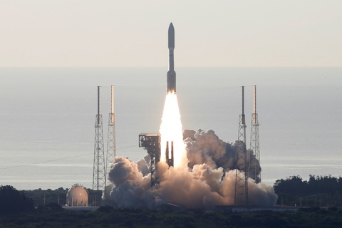 NASA phóng thành công tàu thăm dò sao Hỏa Perseverance - Ảnh 1. NASA phóng thành công tàu thăm dò sao Hỏa Perseverance - Ảnh 1.