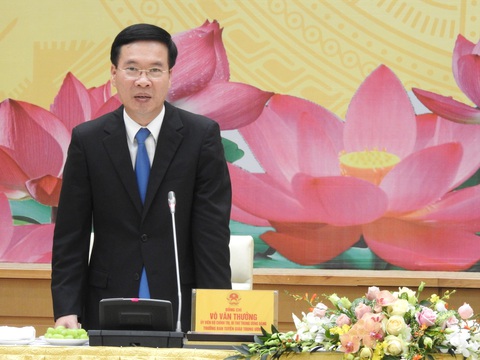Không phần thưởng nào quý giá với trí thức, văn nghệ sĩ bằng tự do sáng tạo - Ảnh 3. Không phần thưởng nào quý giá với trí thức, văn nghệ sĩ bằng tự do sáng tạo - Ảnh 3.
