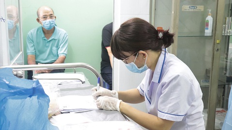 Các cách khai báo y tế ngừa COVID-19 - Ảnh 2. Các cách khai báo y tế ngừa COVID-19 - Ảnh 2.