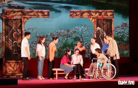 Cả xã hội chung tay đẩy lùi nạn mua bán người - Ảnh 1. Cả xã hội chung tay đẩy lùi nạn mua bán người - Ảnh 1.