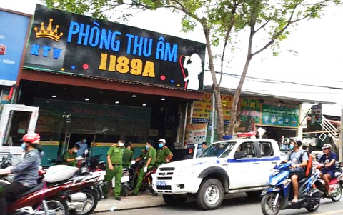 Kiểm tra phòng thu âm, phát hiện 28 người Trung Quốc nghi nhập cảnh trái phép - Ảnh 1. Kiểm tra phòng thu âm, phát hiện 28 người Trung Quốc nghi nhập cảnh trái phép - Ảnh 1.