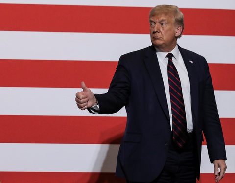 Nếu hoãn bầu cử, chủ tịch hạ viện có thể làm tổng thống Mỹ khi ông Trump hết nhiệm kỳ - Ảnh 1. Nếu hoãn bầu cử, chủ tịch hạ viện có thể làm tổng thống Mỹ khi ông Trump hết nhiệm kỳ - Ảnh 1.