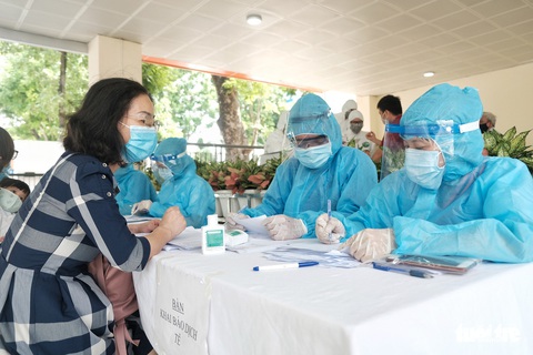 Thêm 2 ca mắc COVID-19 liên quan Bệnh viện Đà Nẵng, cả nước 672 ca - Ảnh 1. Thêm 2 ca mắc COVID-19 liên quan Bệnh viện Đà Nẵng, cả nước 672 ca - Ảnh 1.