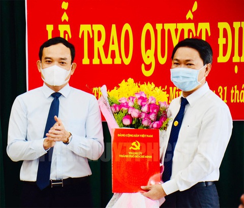 Chủ tịch UBND quận 4 làm bí thư Huyện ủy huyện Bình Chánh - Ảnh 1. Chủ tịch UBND quận 4 làm bí thư Huyện ủy huyện Bình Chánh - Ảnh 1.