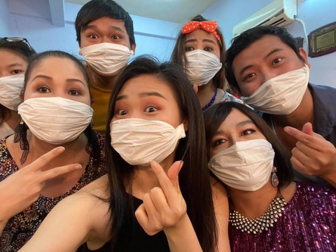 Hồng Vân đóng sân khấu, Hòa Minzy, Nguyễn Trần Trung Quân hủy show vì COVID-19 - Ảnh 1. Hồng Vân đóng sân khấu, Hòa Minzy, Nguyễn Trần Trung Quân hủy show vì COVID-19 - Ảnh 1.