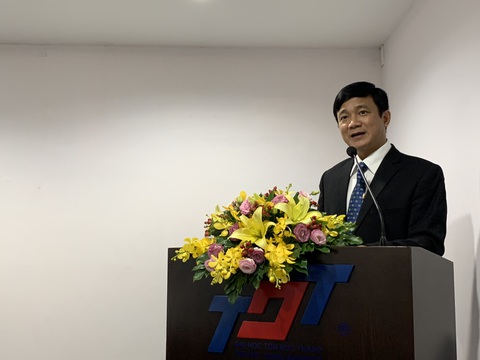 Đình chỉ chức vụ bí thư Đảng ủy đối với hiệu trưởng Trường ĐH Tôn Đức Thắng - Ảnh 1. Đình chỉ chức vụ bí thư Đảng ủy đối với hiệu trưởng Trường ĐH Tôn Đức Thắng - Ảnh 1.