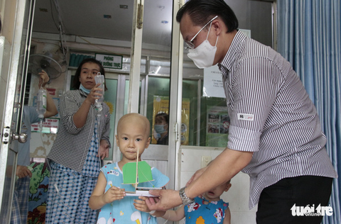 Thức đêm làm thuyền mô hình tặng bệnh nhi ung thư - Ảnh 11. Thức đêm làm thuyền mô hình tặng bệnh nhi ung thư - Ảnh 11.