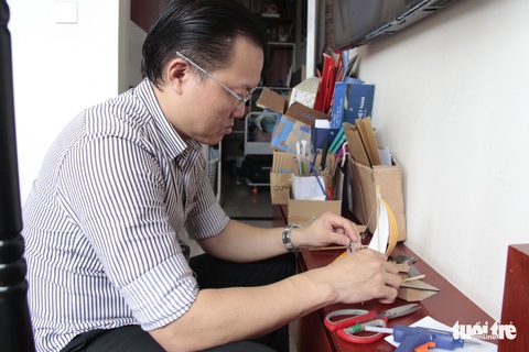 Thức đêm làm thuyền mô hình tặng bệnh nhi ung thư - Ảnh 3. Thức đêm làm thuyền mô hình tặng bệnh nhi ung thư - Ảnh 3.