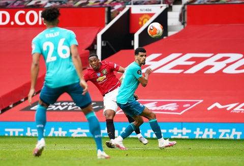 Tiền đạo 18 tuổi Greenwood tỏa sáng, Man Utd nhấn chìm Bournemouth - Ảnh 3. Tiền đạo 18 tuổi Greenwood tỏa sáng, Man Utd nhấn chìm Bournemouth - Ảnh 3.