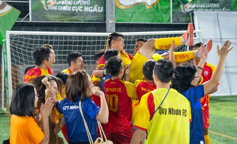 Cầu thủ V-League có thể thi đấu ở giải đồng hương Bình Định 2020 - Ảnh 2. Cầu thủ V-League có thể thi đấu ở giải đồng hương Bình Định 2020 - Ảnh 2.