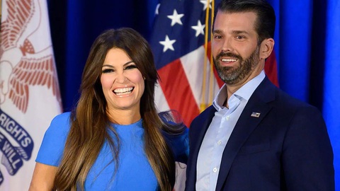 Bạn gái của con trai cả ông Trump dương tính với virus corona - Ảnh 1. Bạn gái của con trai cả ông Trump dương tính với virus corona - Ảnh 1.