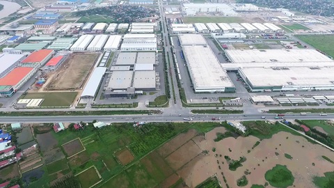Gấp rút dọn đất đón nhà đầu tư - Ảnh 4. Gấp rút dọn đất đón nhà đầu tư - Ảnh 4.