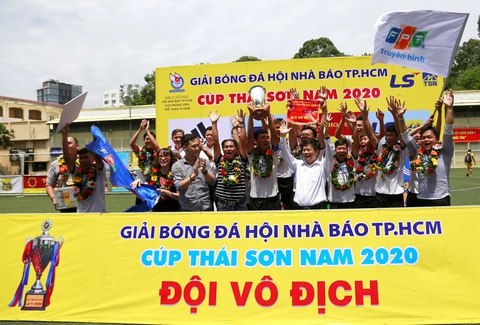 Truyền hình lên ngôi ở Giải bóng đá Hội Nhà báo TP.HCM 2020 - Ảnh 1. Truyền hình lên ngôi ở Giải bóng đá Hội Nhà báo TP.HCM 2020 - Ảnh 1.