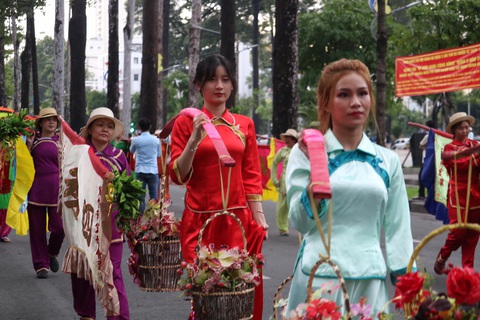 Đón di sản văn hóa phi vật thể quốc gia Tết Nguyên Tiêu của người Hoa - Ảnh 5. Đón di sản văn hóa phi vật thể quốc gia Tết Nguyên Tiêu của người Hoa - Ảnh 5.