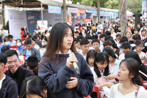 Sáng nay 5-7, báo Tuổi Trẻ tổ chức tư vấn tuyển sinh tại Khánh Hòa - Ảnh 1. Sáng nay 5-7, báo Tuổi Trẻ tổ chức tư vấn tuyển sinh tại Khánh Hòa - Ảnh 1.
