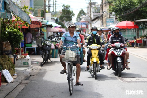 Hơn 20 năm sống bằng nghề bắt gián ở Sài Gòn - Ảnh 3. Hơn 20 năm sống bằng nghề bắt gián ở Sài Gòn - Ảnh 3.