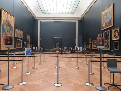 Bảo tàng Louvre mở cửa trở lại sau 16 tuần đóng cửa vì COVID-19 - Ảnh 2. Bảo tàng Louvre mở cửa trở lại sau 16 tuần đóng cửa vì COVID-19 - Ảnh 2.