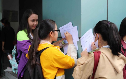 Xin việc suýt rớt vì thiếu… đăng ký tạm trú - Ảnh 2. Xin việc suýt rớt vì thiếu… đăng ký tạm trú - Ảnh 2.