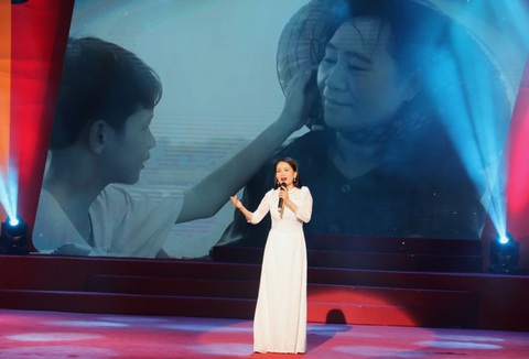 Tiếng gọi non sông – Lời tri ân những người con trung hiếu - Ảnh 3. Tiếng gọi non sông – Lời tri ân những người con trung hiếu - Ảnh 3.