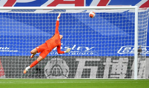 Chelsea thắng nghẹt thở Crystal Palace sau cuộc rượt đuổi tỉ số hấp dẫn - Ảnh 3. Chelsea thắng nghẹt thở Crystal Palace sau cuộc rượt đuổi tỉ số hấp dẫn - Ảnh 3.