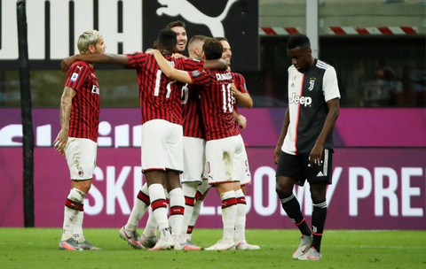 Ronaldo ghi bàn, Juventus vẫn thua ngược Milan dù dẫn trước 2-0 - Ảnh 4. Ronaldo ghi bàn, Juventus vẫn thua ngược Milan dù dẫn trước 2-0 - Ảnh 4.